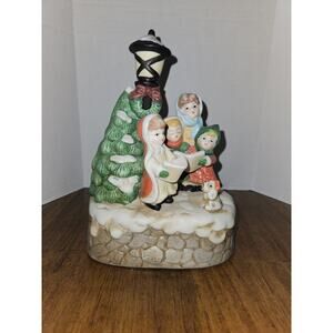 Vintage Porcelain Christmas Carolers Music Box Lighted Lamppost